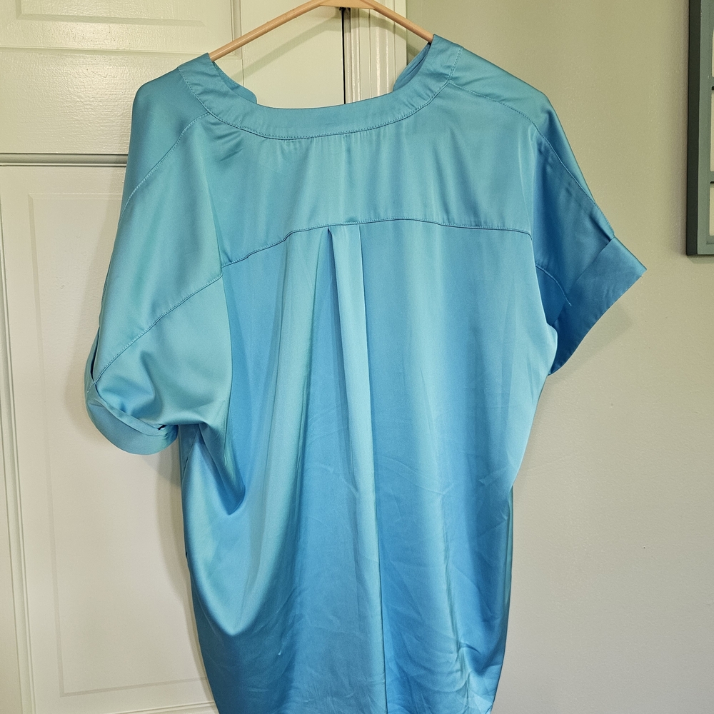 Glam Blue Boxy Blouse with Mandarin Collar - Picture 2 of 3